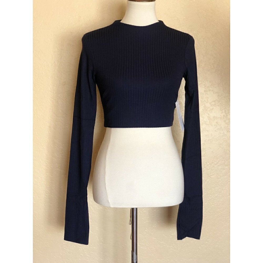 Noe Undergarments Navy Blue Ribbed Crop Top - Picture 8 of 10